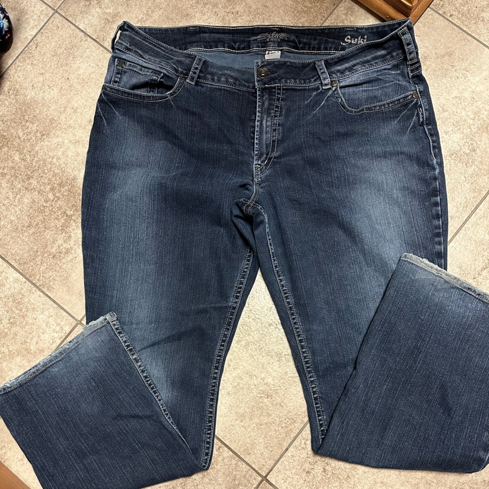 Silver women’s plus jeans 22W